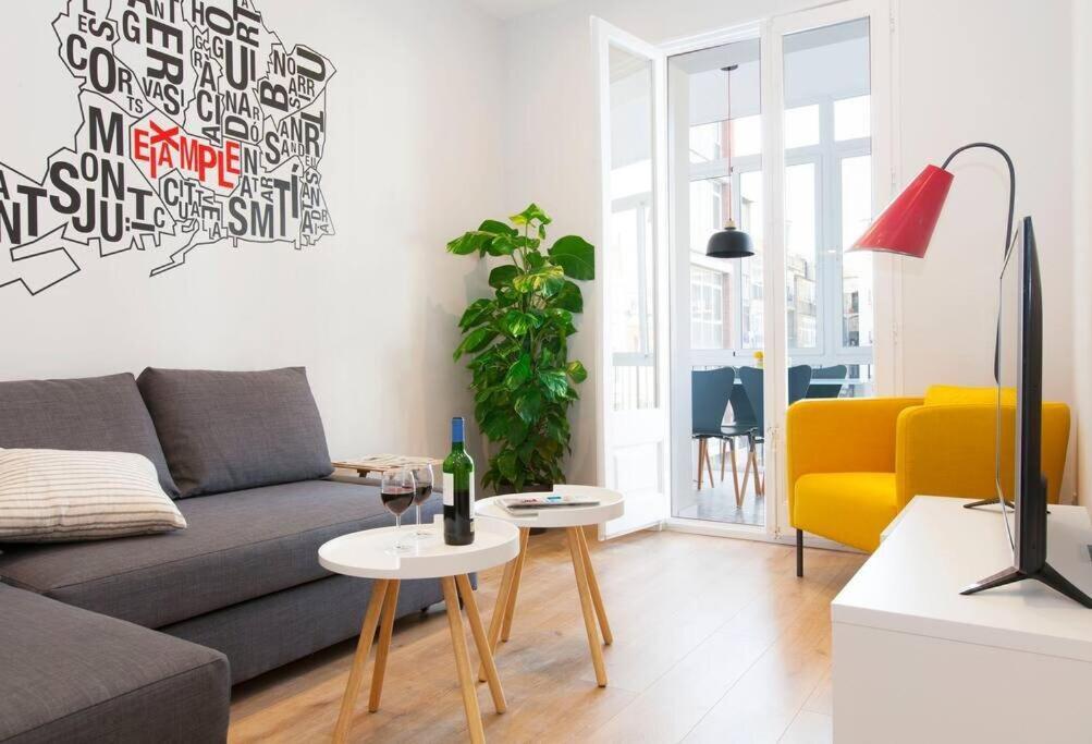 Perfectly Located 4Bed 4Bath Apartment In Barcelona 3 1 Exterior foto