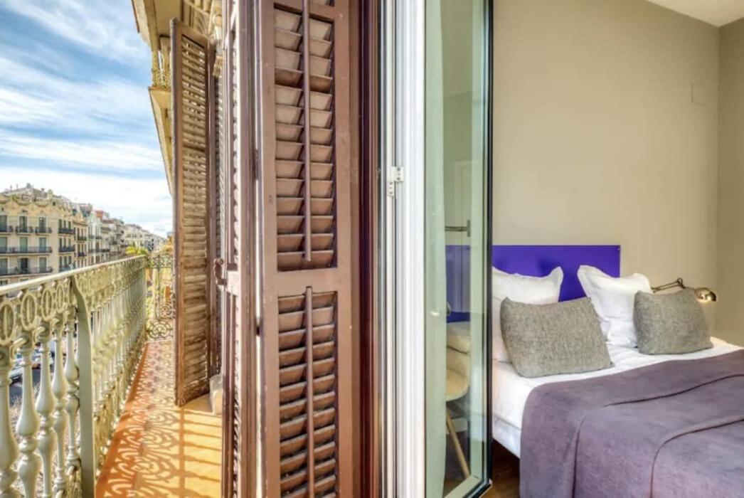 Perfectly Located 4Bed 4Bath Apartment In Barcelona 3 1 Exterior foto